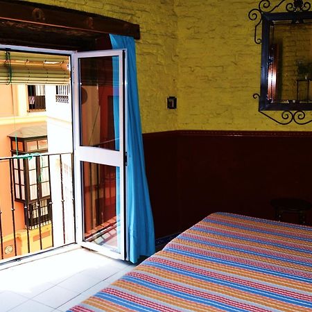 Pension Vergara , Sevilla Экстерьер фото