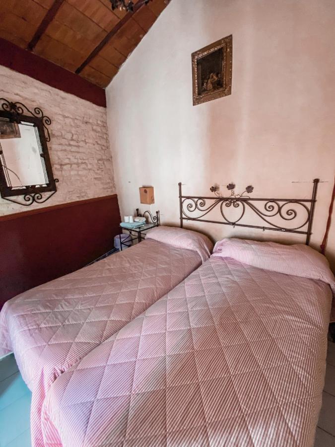 Pension Vergara , Sevilla Экстерьер фото