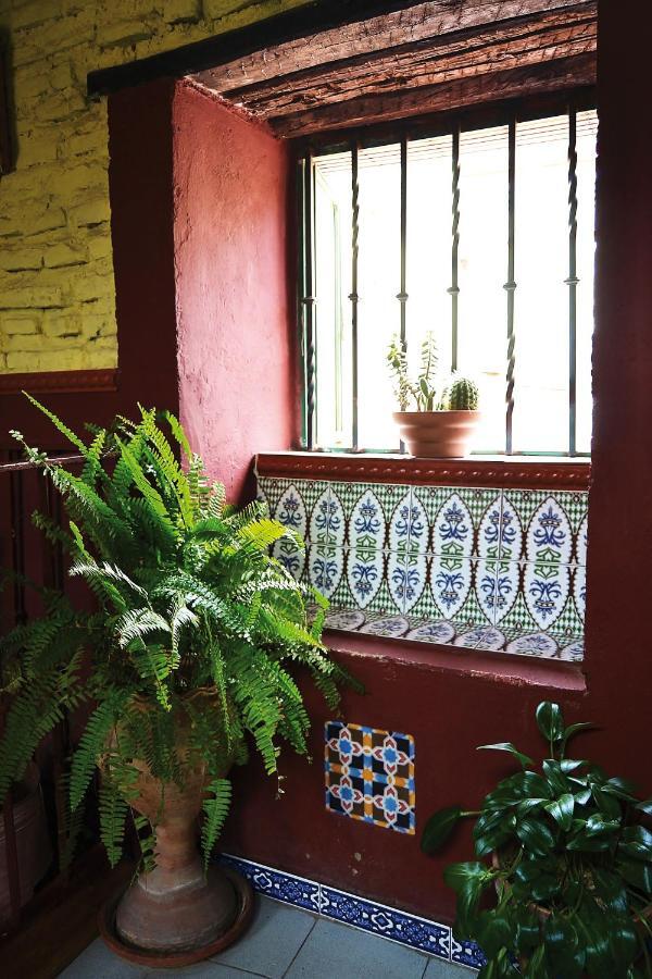 Pension Vergara , Sevilla Экстерьер фото